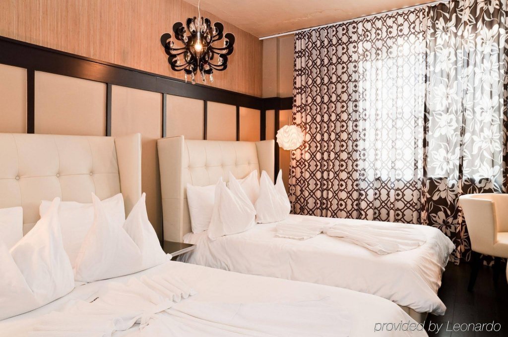 Фото Catalina Hotel & Beach Club