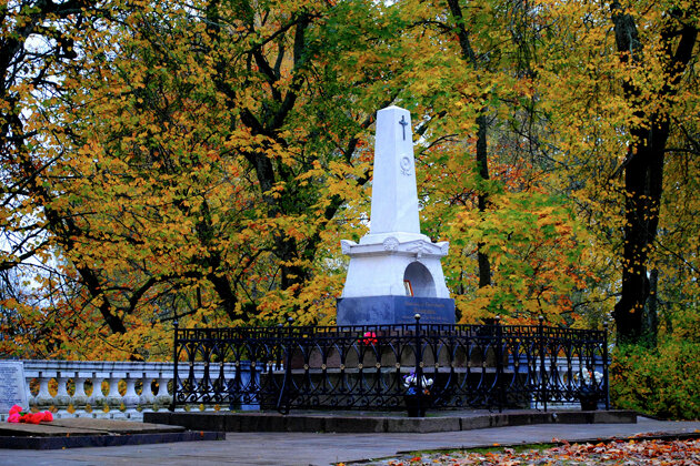 Landmark, attraction Necropolis of the Hannibal-Pushkin Family, Pskov Oblast, photo