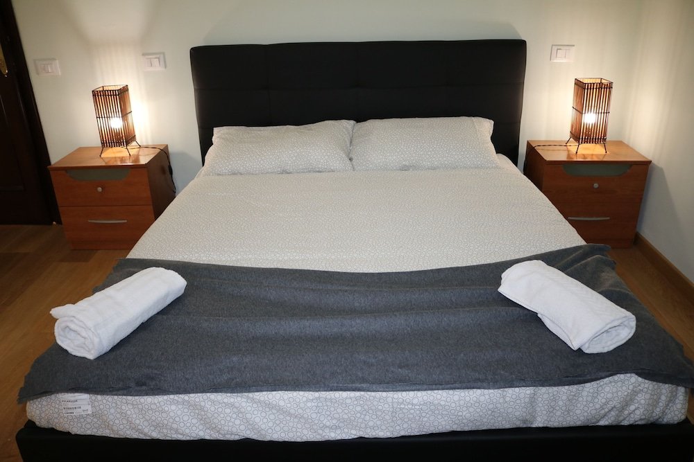 Фото R. T House's