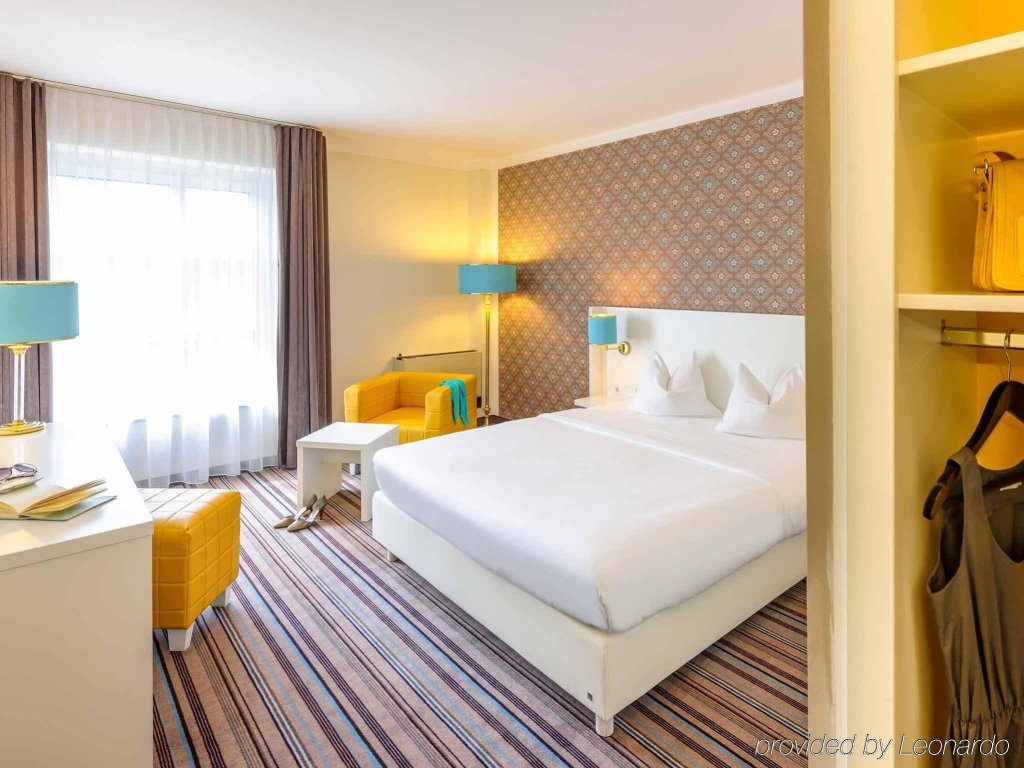 Фото Ibis Styles Regensburg Hotel