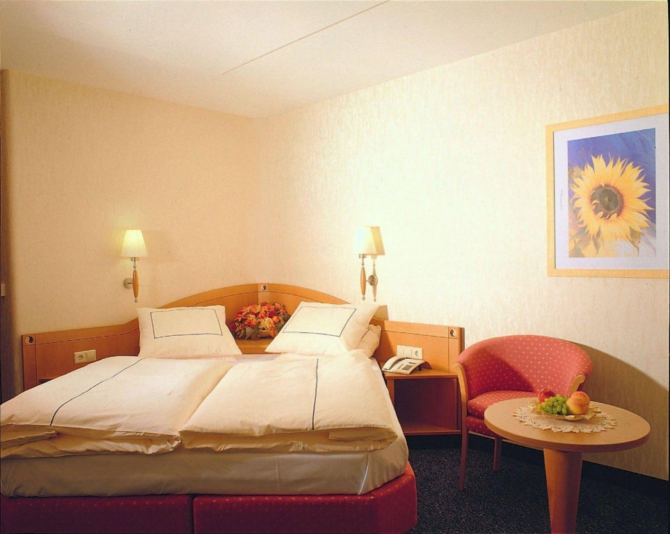 Фото отеля 2