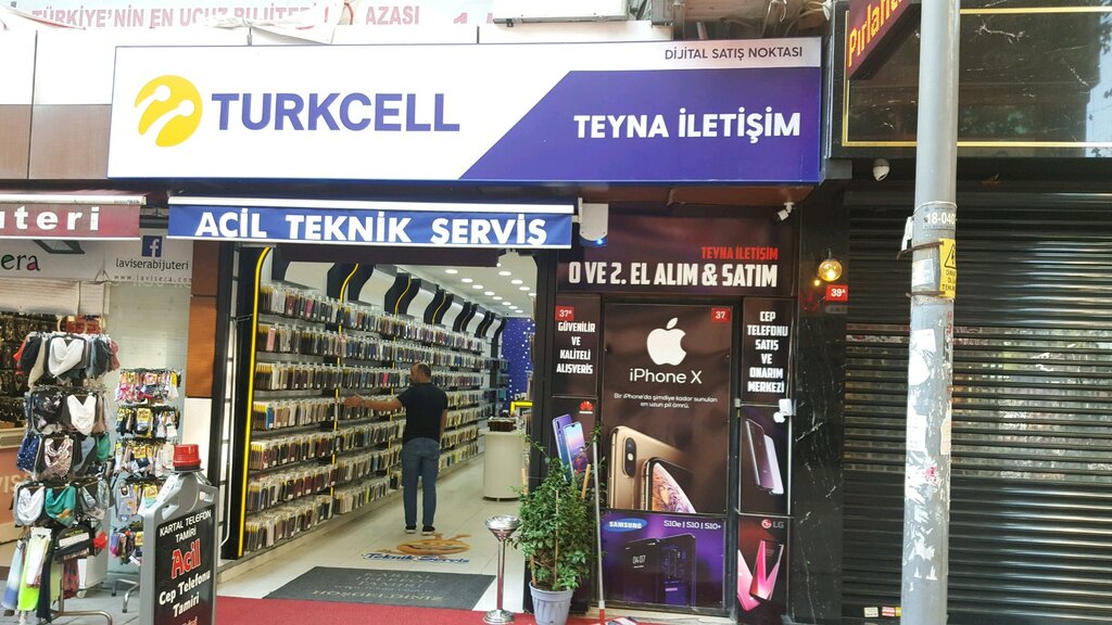 Mobile phone store Teyna İletişim Cadde, Istanbul, photo