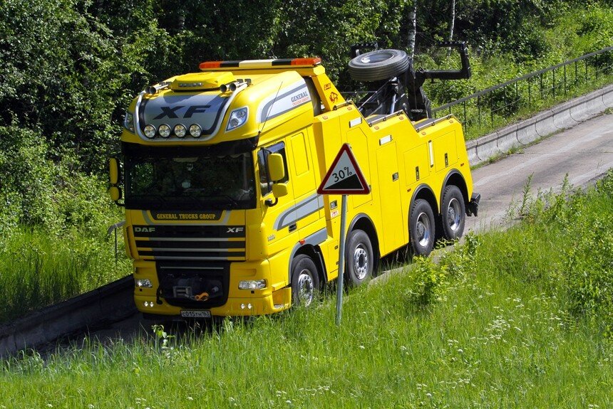 Грузовой эвакуатор картинки