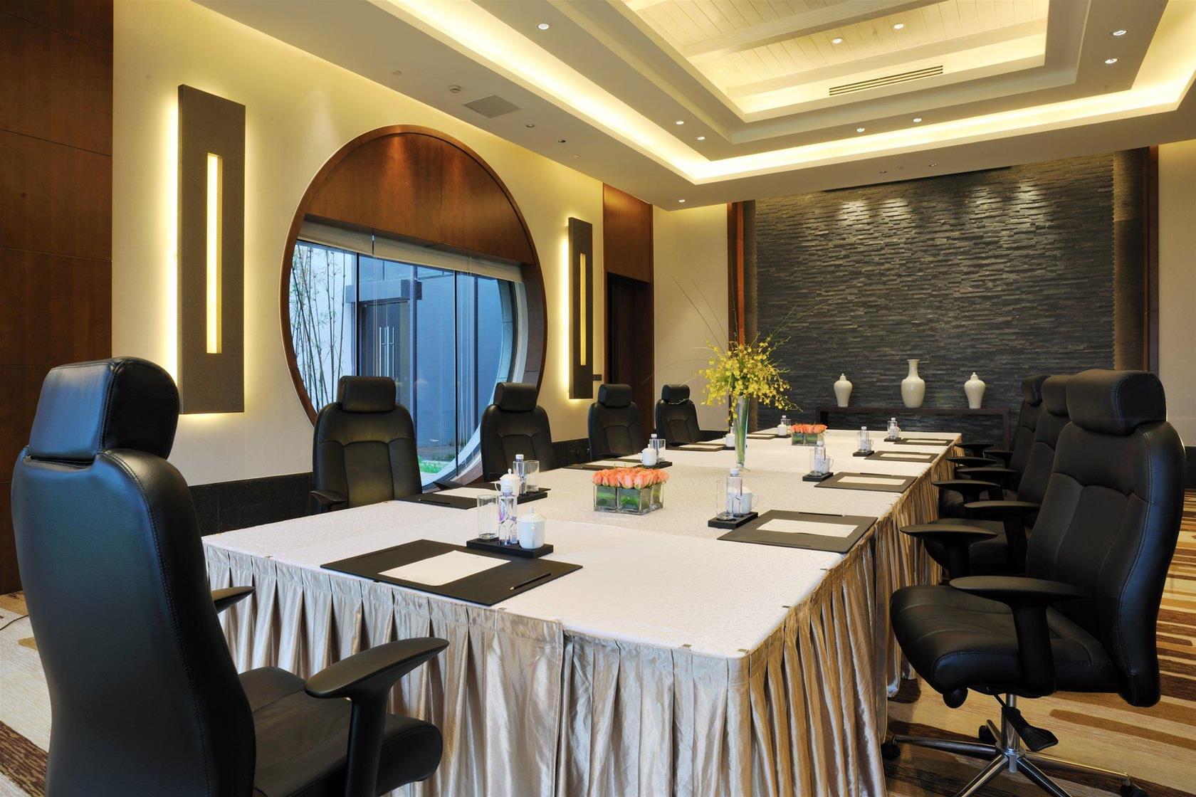 Фото Worldhotel Grand Dushulake Suzhou