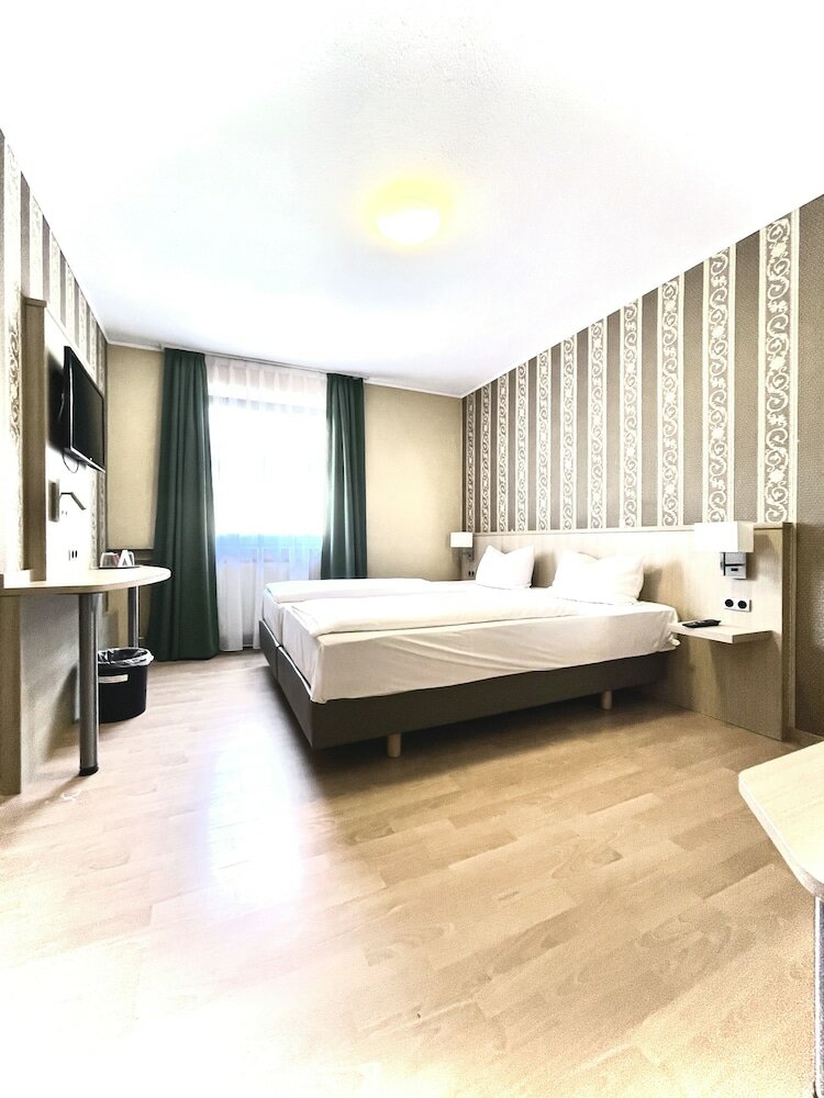 Фото Hafner Hotel- Apartment