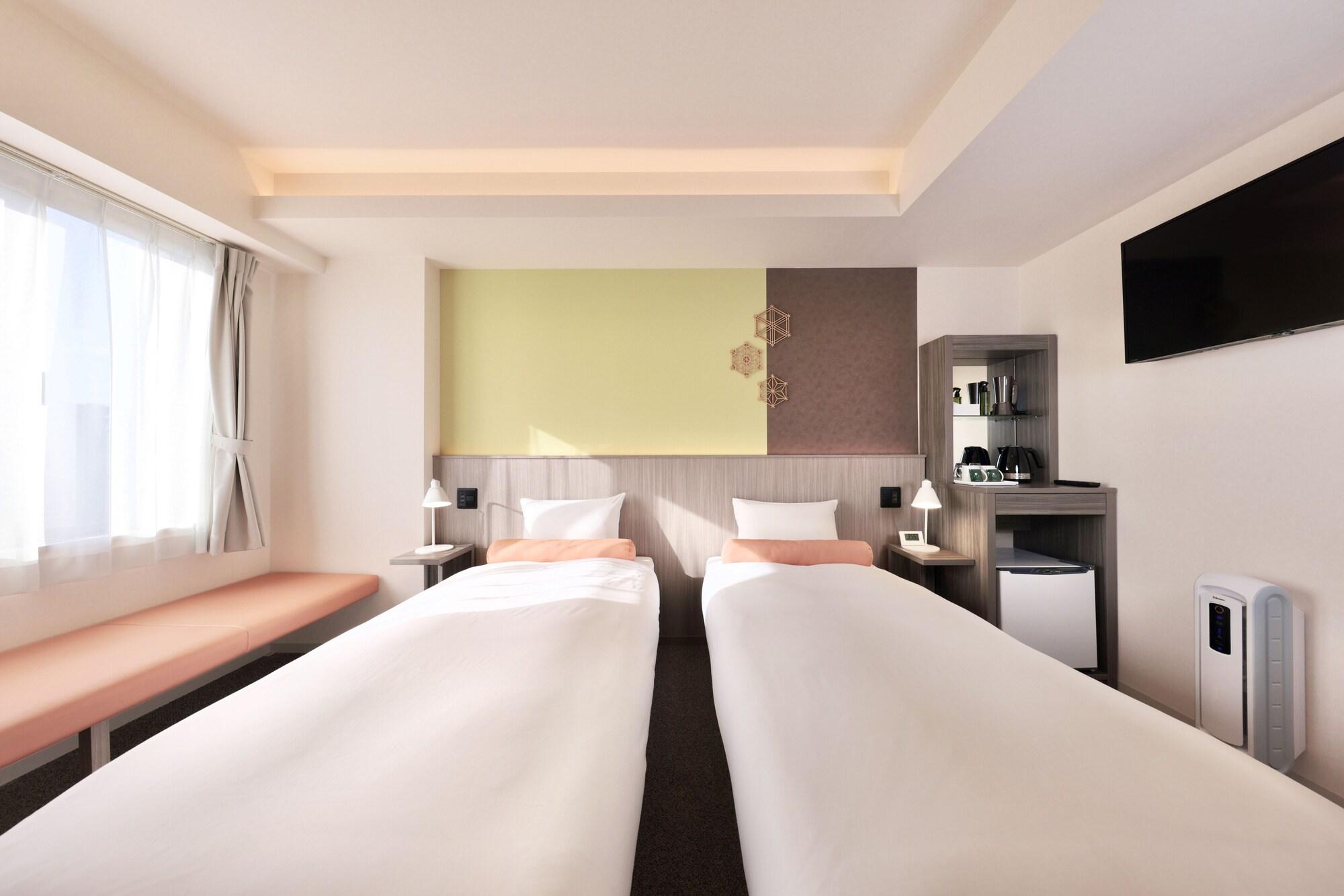 Фото Kyoto Crystal Hotel III