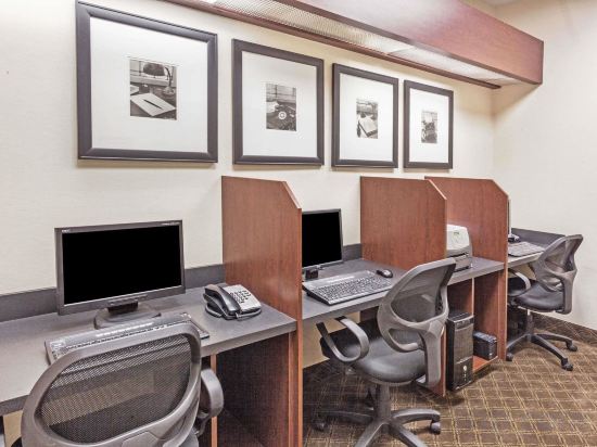 Фото Ramada by Wyndham Drayton Valley