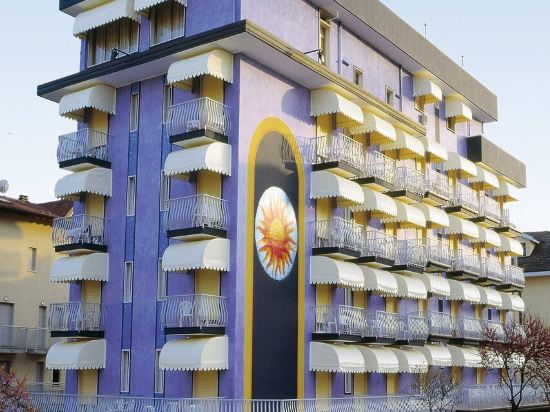 Фото Hotel Christian