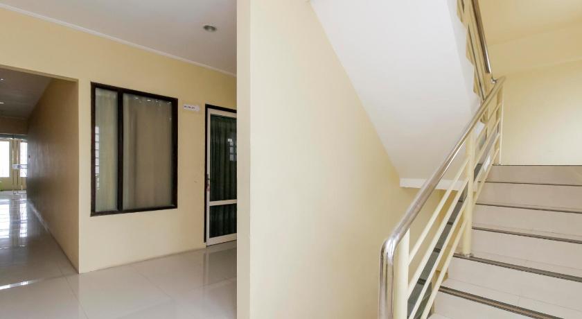 Фото RedDoorz near Taman Samarendah