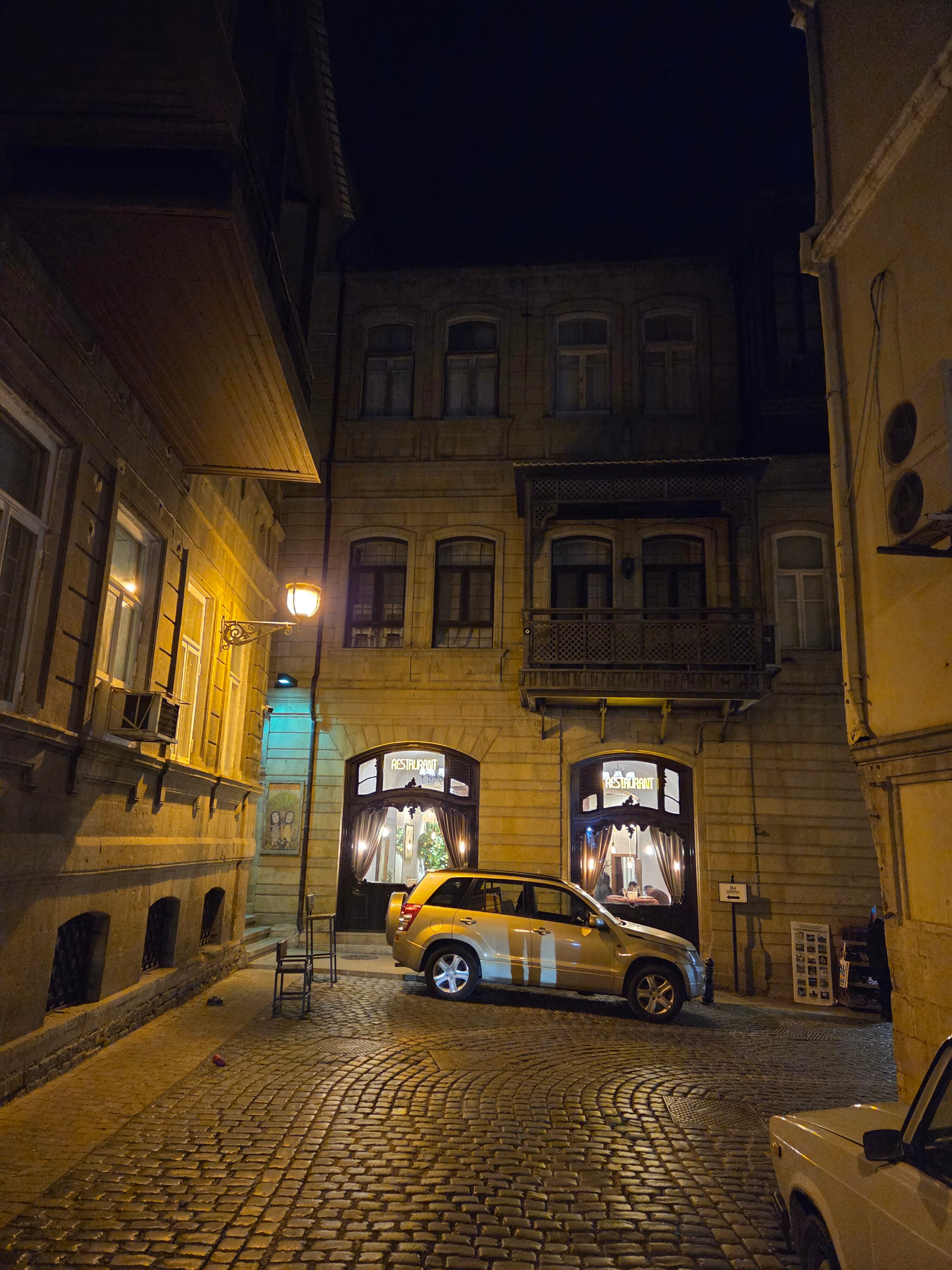 Фото Premier Old Gates Hotel