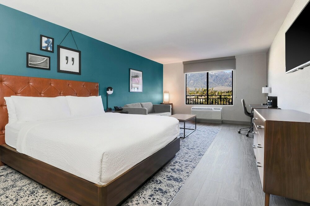 Фото Four Points by Sheraton Ontario-Rancho Cucamonga