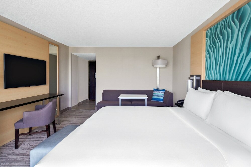 Фото Boca Raton Marriott at Boca Center