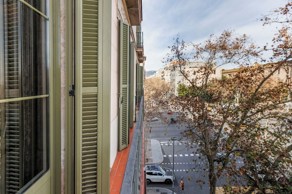 Фото Enjoybcn Miro Apartments