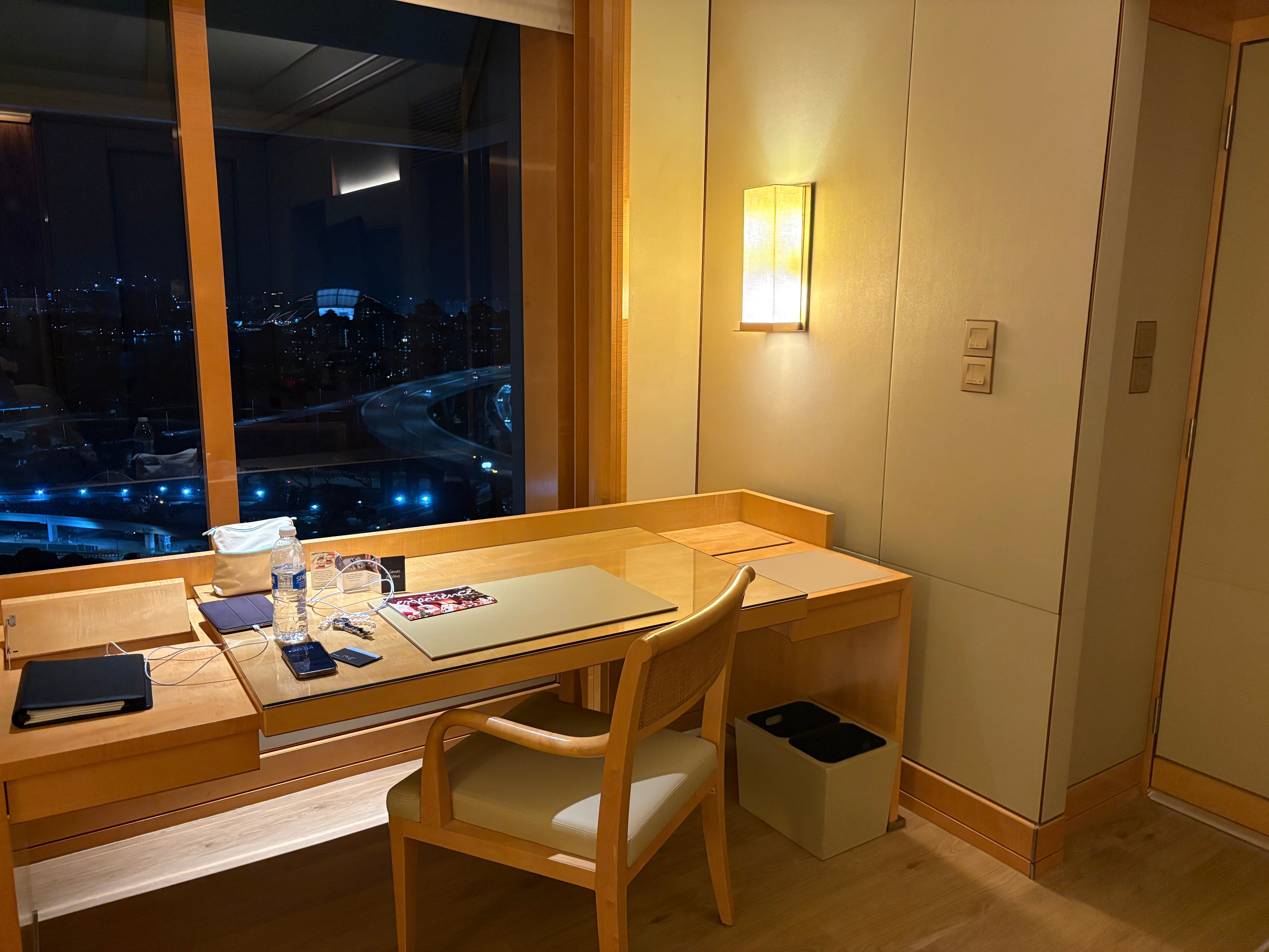 Фото The Ritz-Carlton, Millenia Singapore