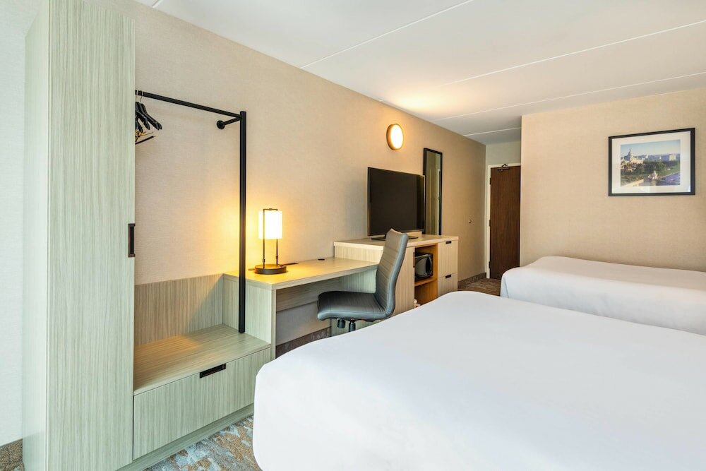 Фото Comfort Inn Hwy 401