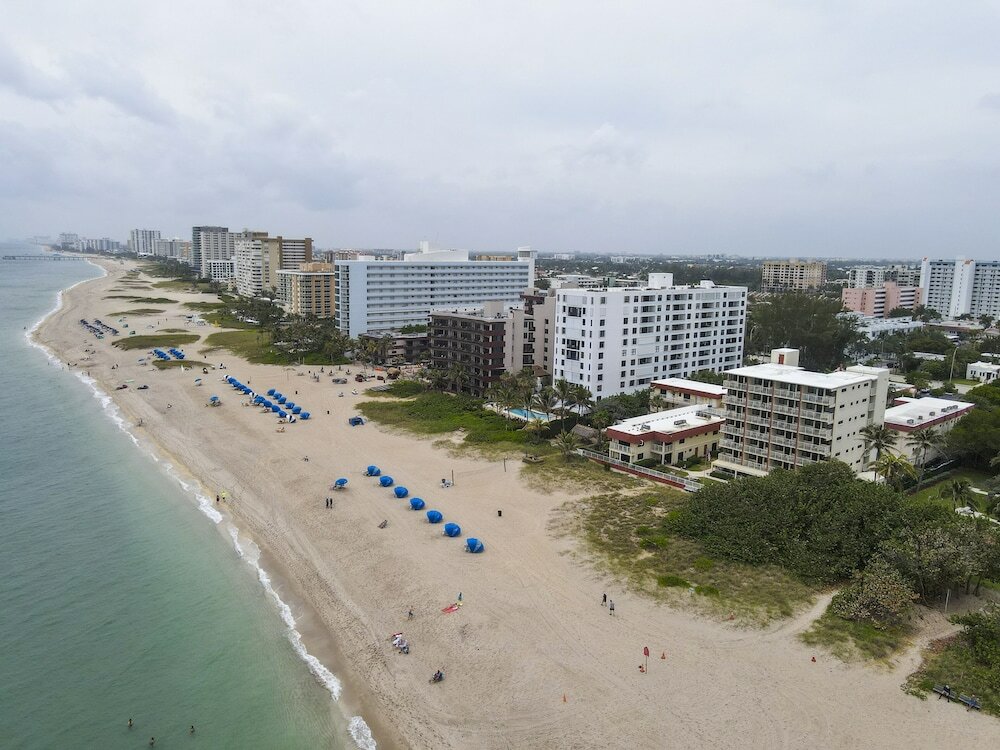 Фото La Costa Beach Club by Capital Vacations