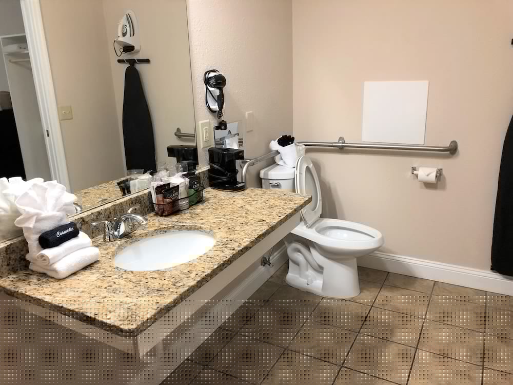 Фото Southern Oaks Inn
