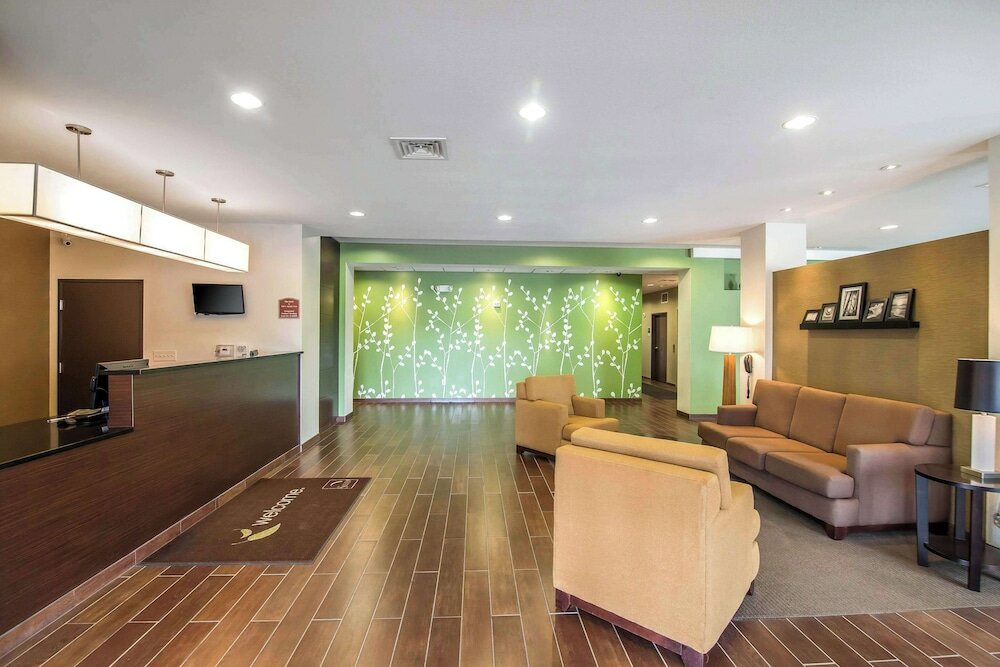 Фото Sleep Inn And Suites Haysville