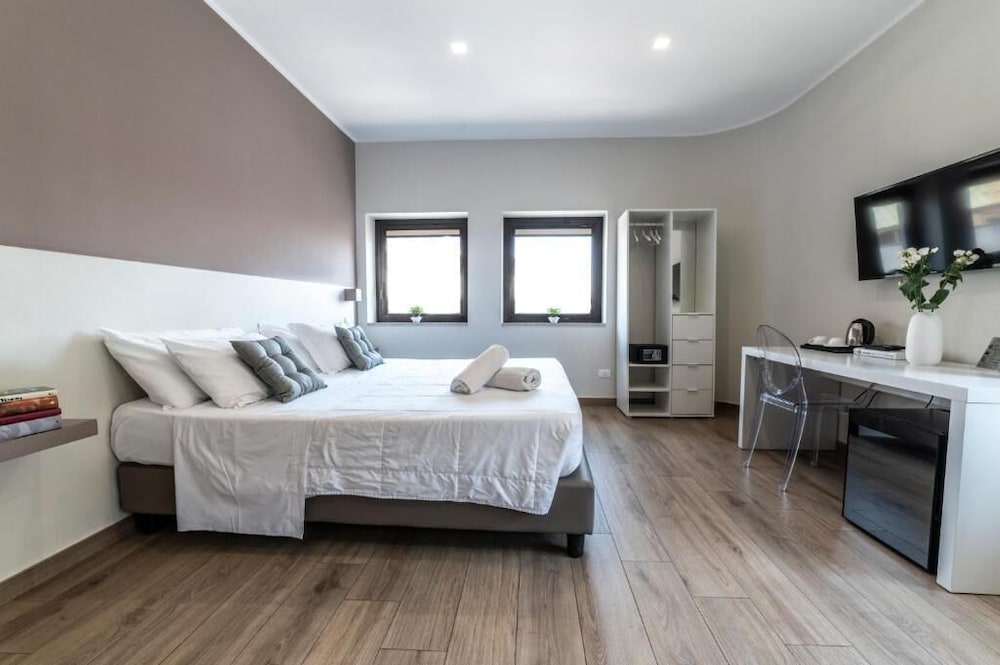Фото Ruggero Settimo - Room & Suite