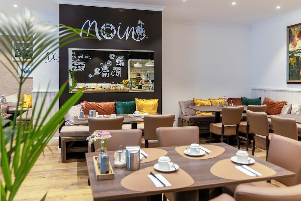 Фото Auto-Parkhotel