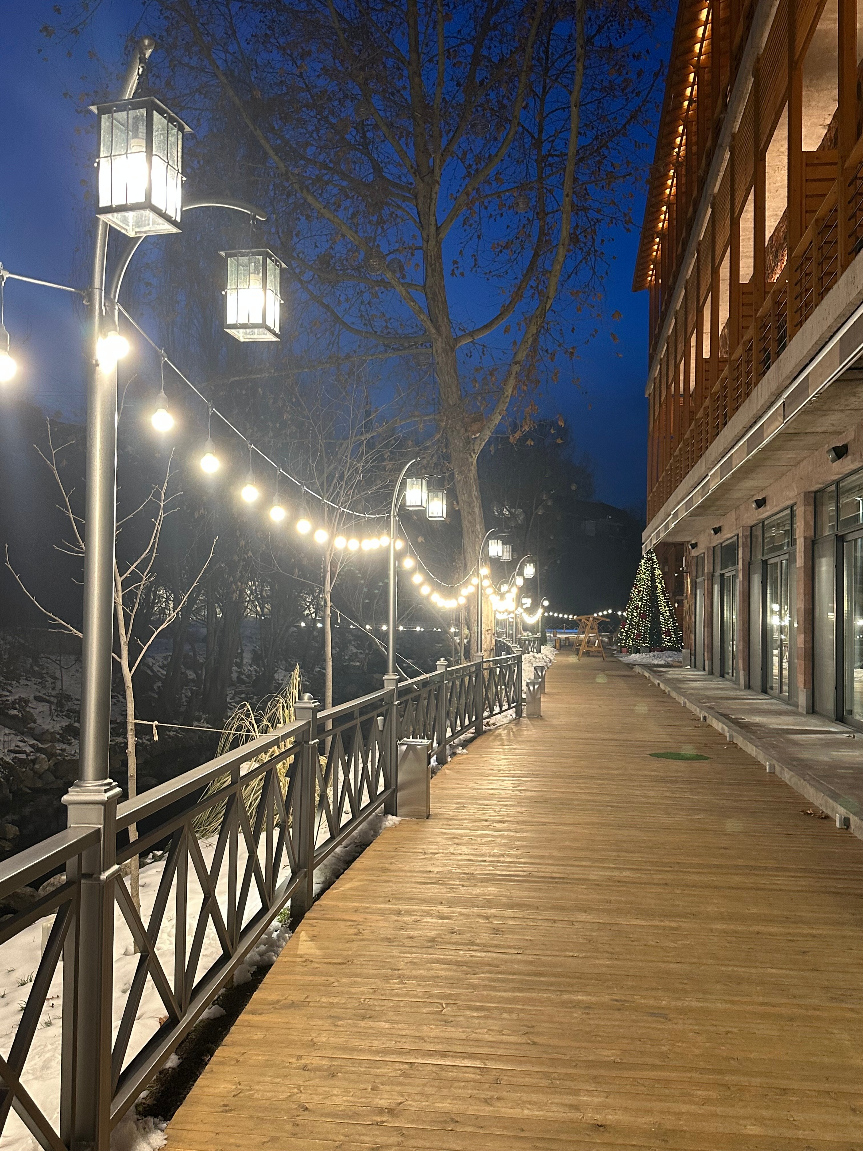 Фото Red Bridge Yerevan