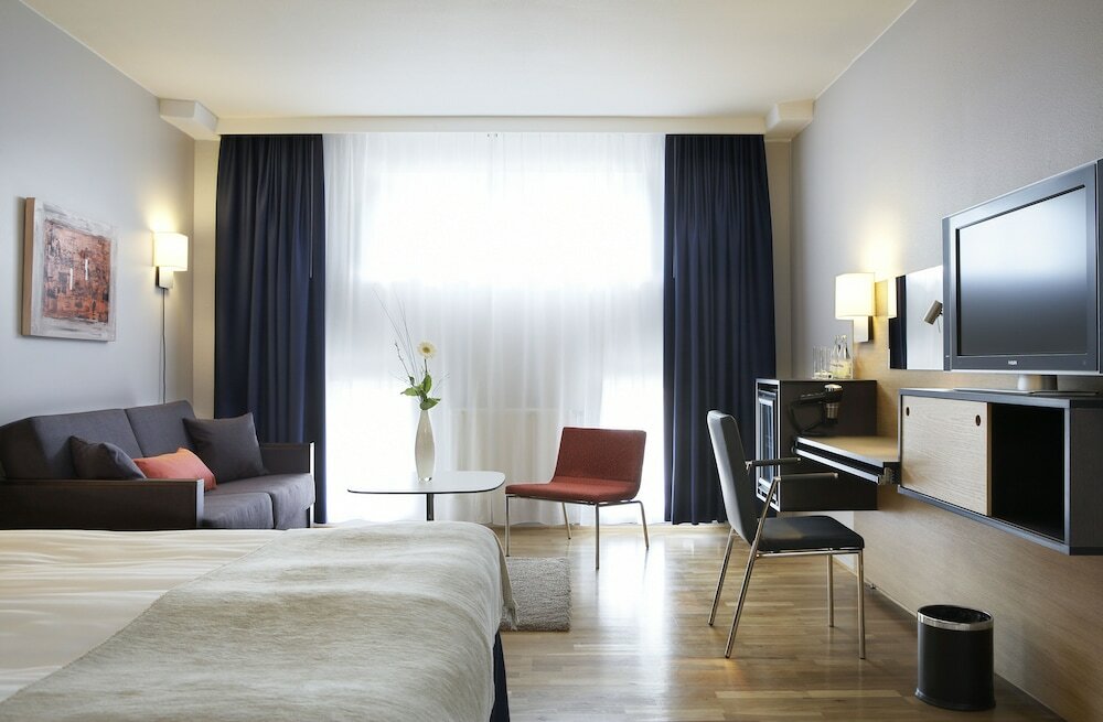 Фото 91792341923