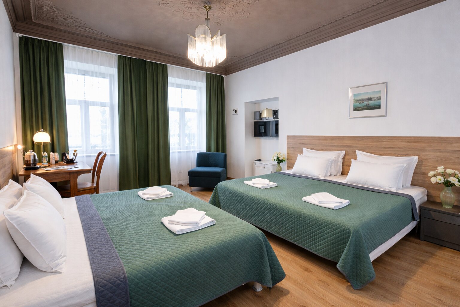 Фото отеля 2