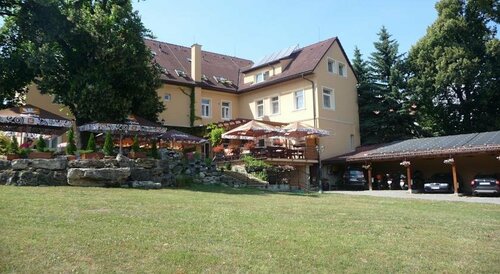 Гостиница Hotel Lipa в Прьевидзе
