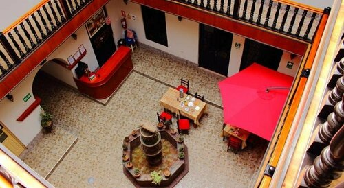 Гостиница Colonial Plaza Hotel в Пуно