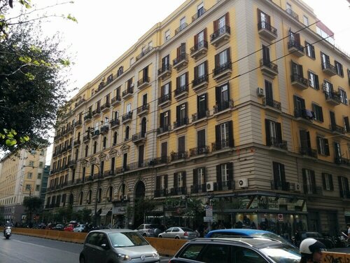 Be Italian Room Bovio 23