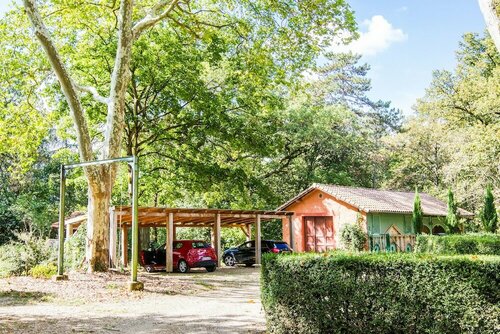 Гостиница Domaine de Roucayrols в Альби