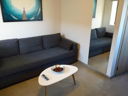 Гостиница Comfort Suites and Rooms в Лариссе