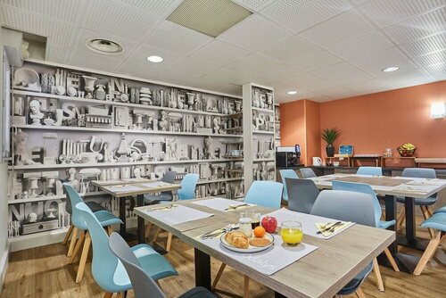 Гостиница Odalys City Apart'hotel Bioparc Lyon Est в Броне