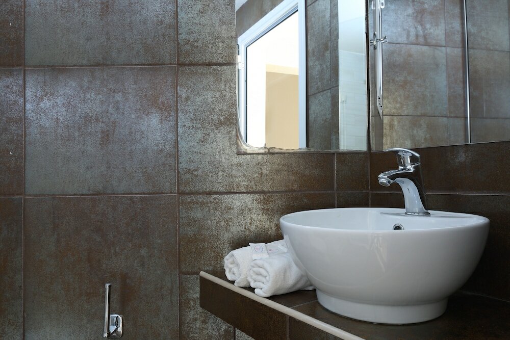 Cosman Hotel Apartments - 19