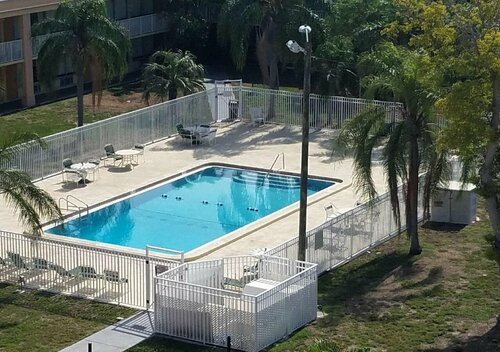 Гостиница Quality Inn Saint Petersburg North-Tampa Bay в Пинелас Парк