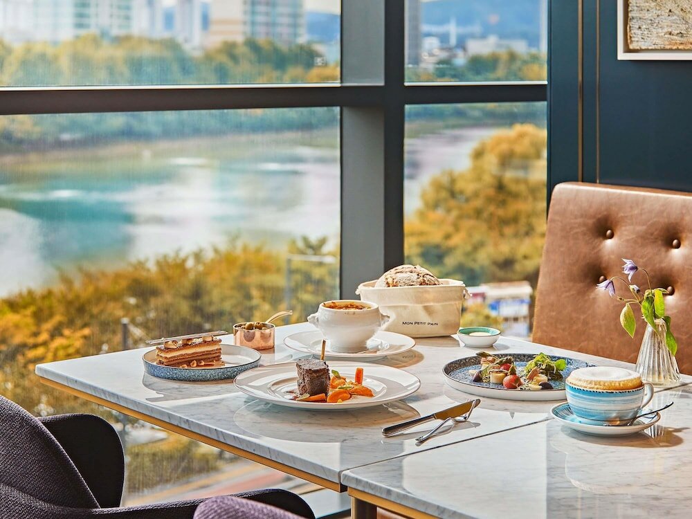 Фото Sofitel Ambassador Seoul Hotel & Serviced Residences