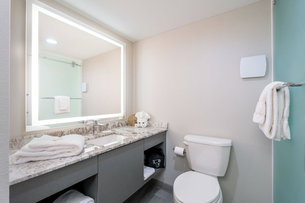 Фото Mcm Elegante Hotel and Conference Center Odessa