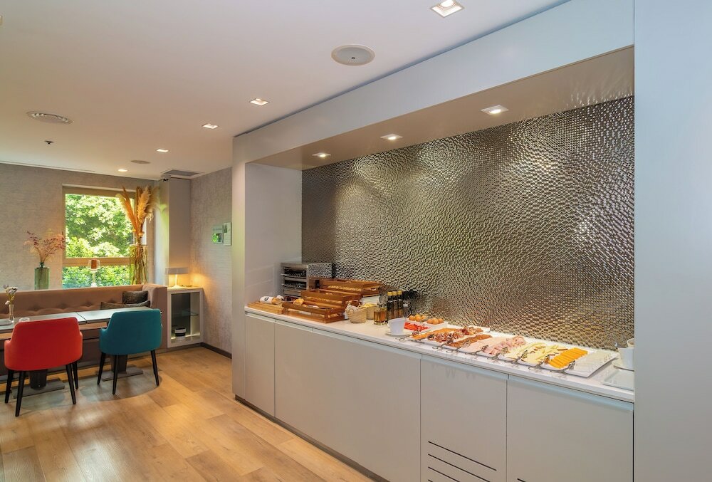 Фото Sh Colon Valencia Hotel