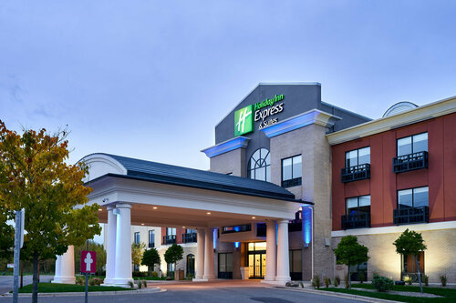 Гостиница Holiday Inn Express Hotel & x26; Suites Dieppe Airport в Монктоне