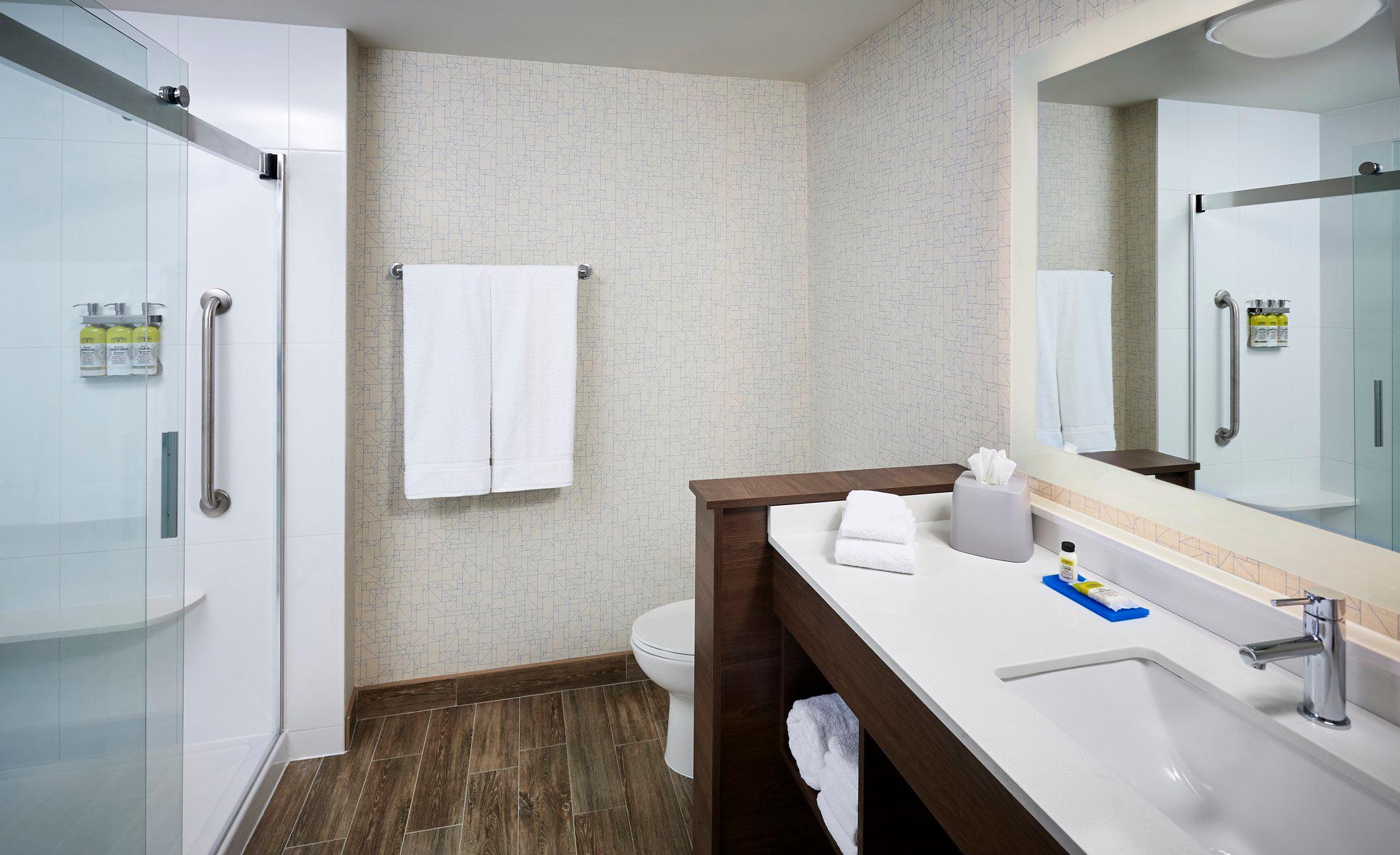 Фото Holiday Inn Express Niagara-On-The-Lake