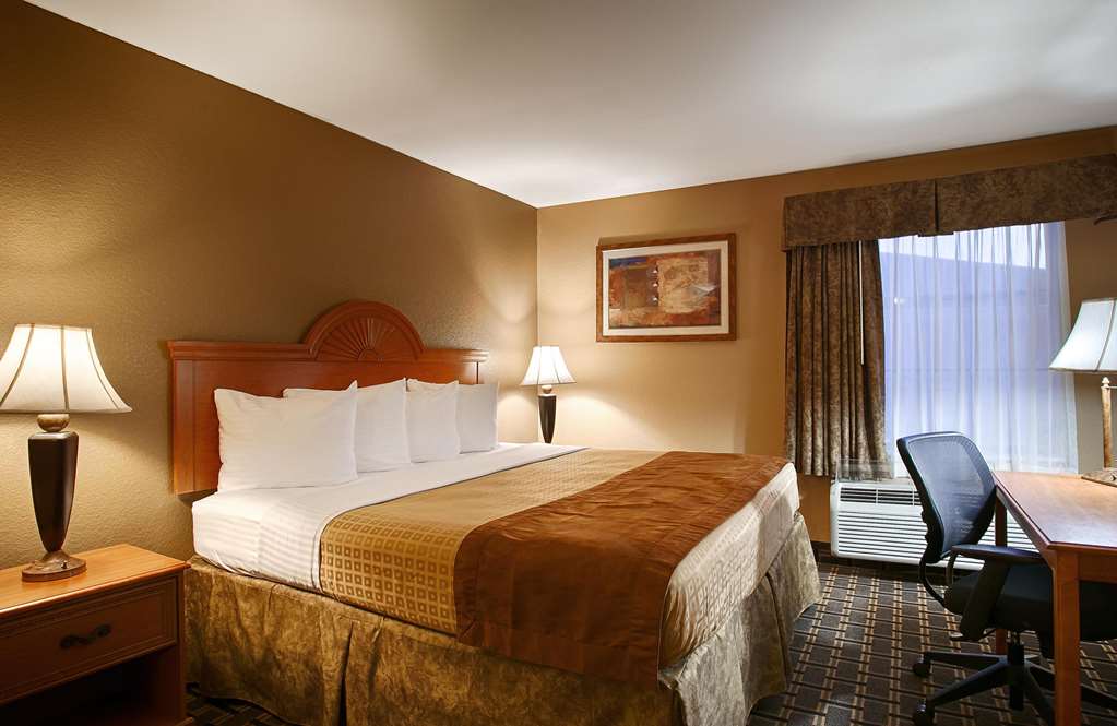 Фото Best Western Zachary Inn