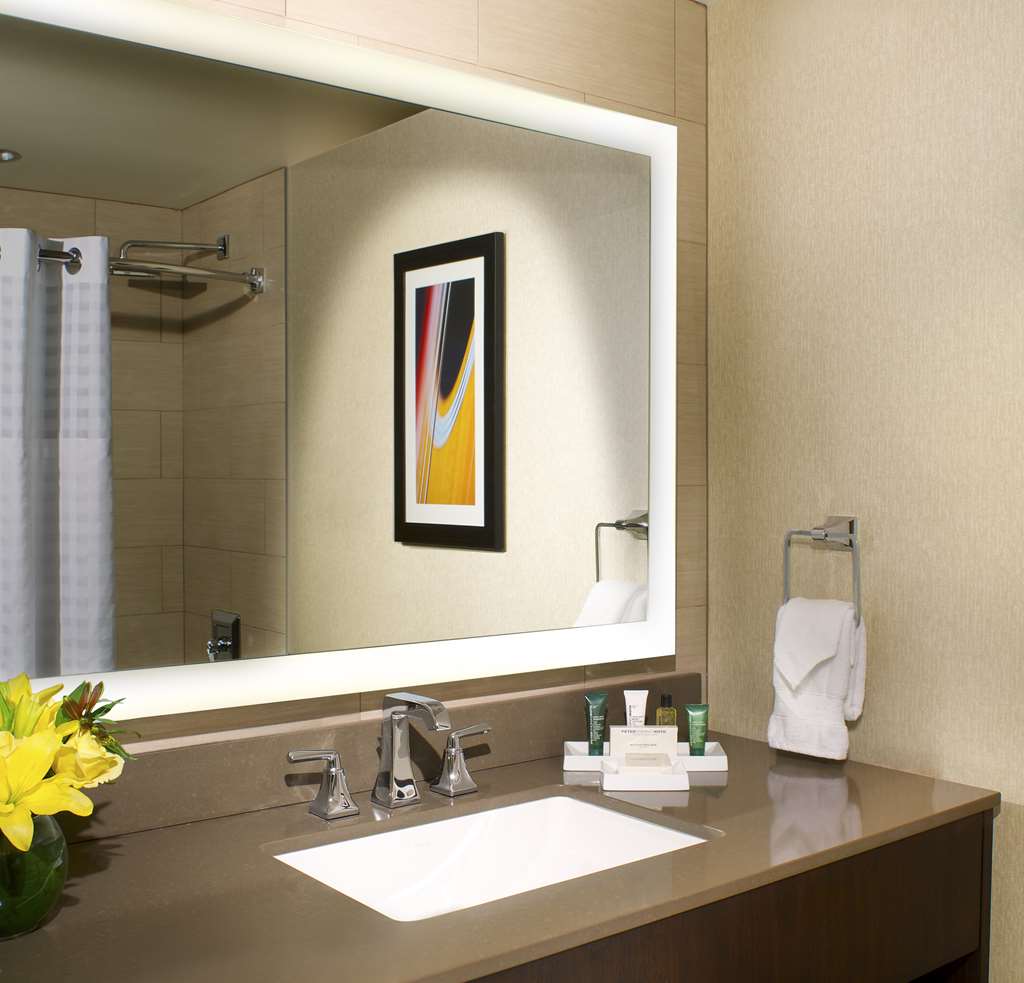Фото Hilton Austin