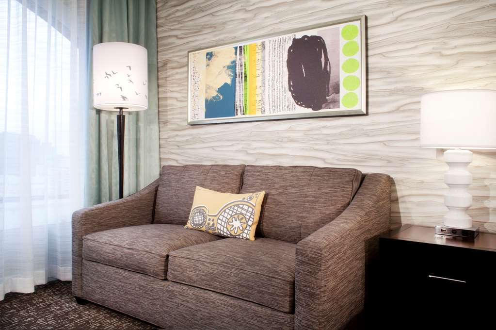 Фото Hilton Garden Inn Austin Downtown