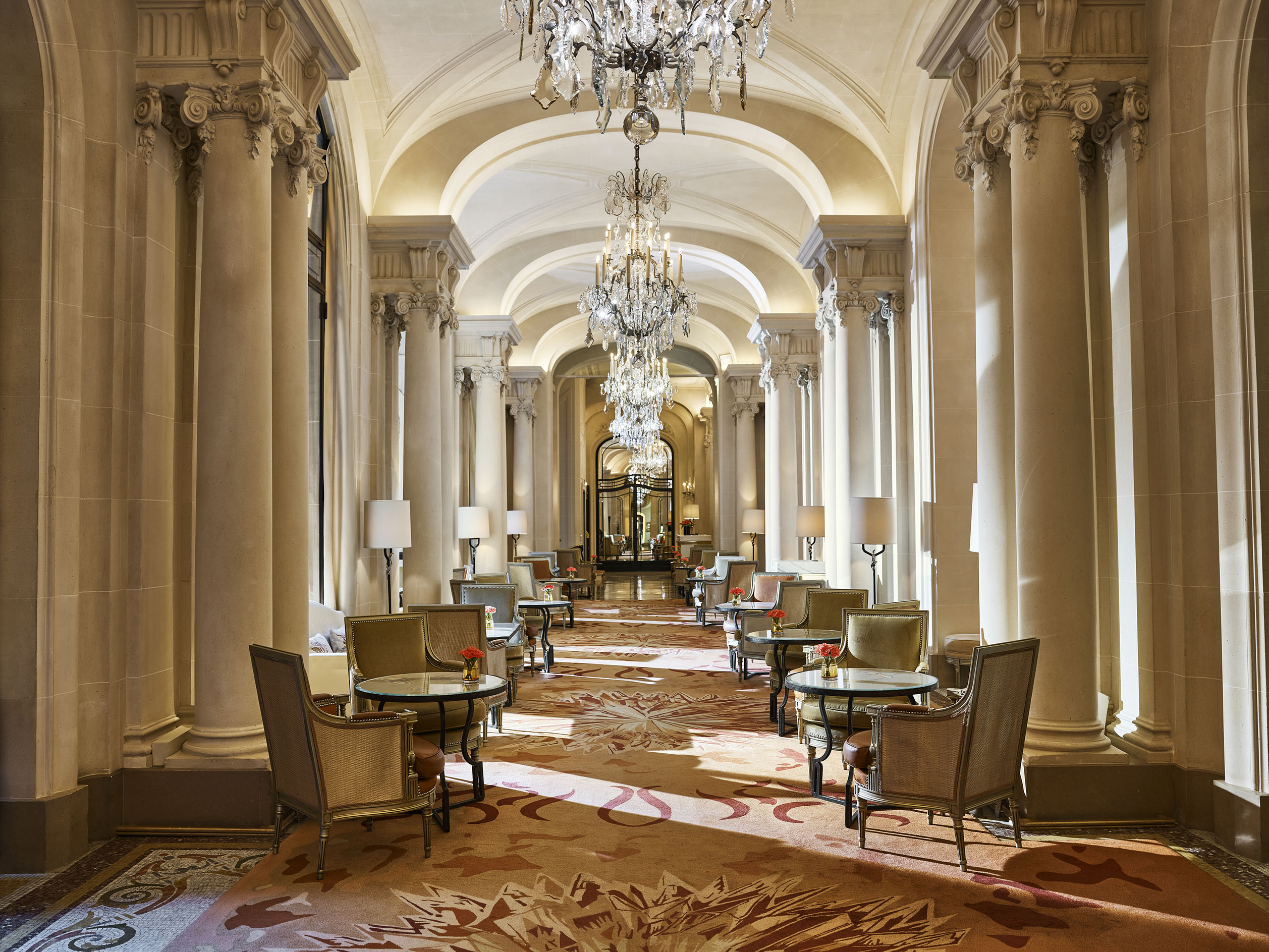 Фото Hotel Plaza Athenee