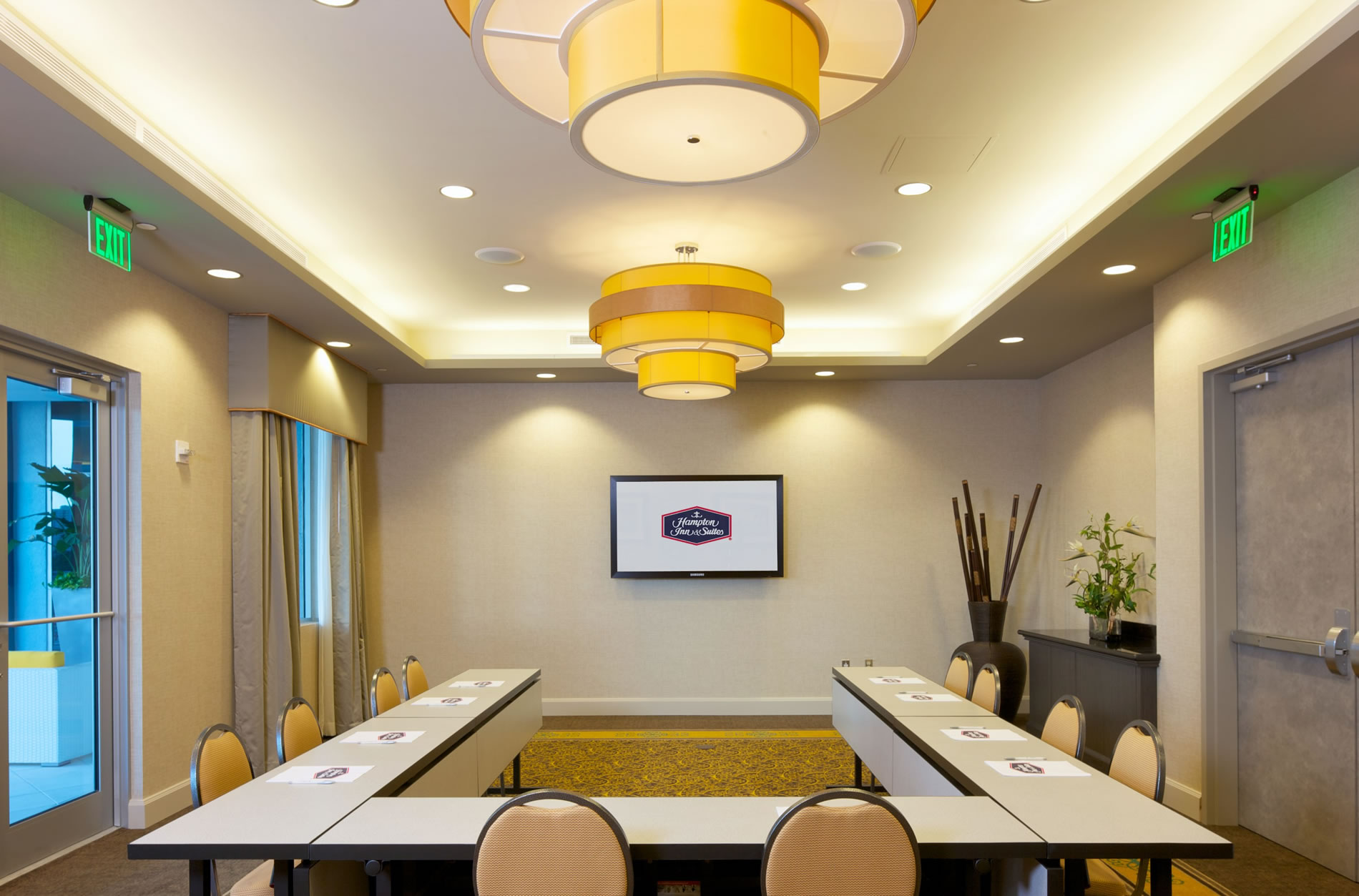 Фото Hampton Inn & Suites Miami/Brickell-Downtown, Fl