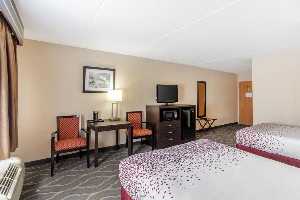 Фото Best Western Inn At Blakeslee-pocono