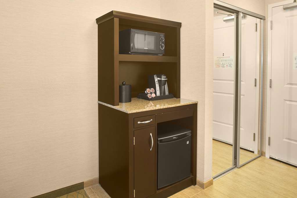 Фото Hilton Garden Inn Akron