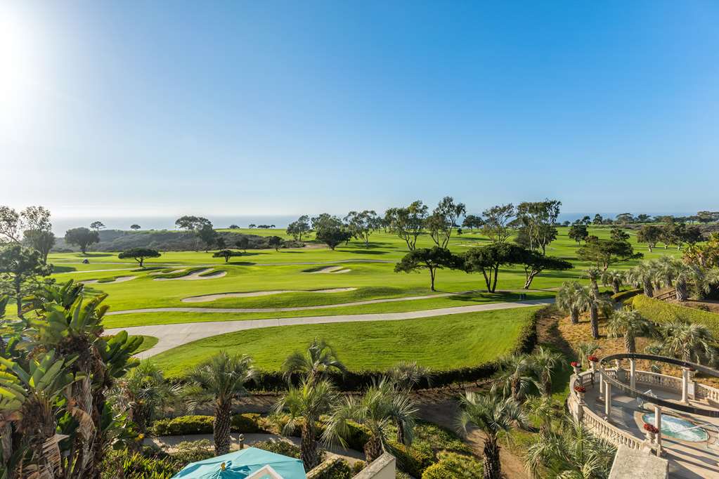 Фото Hilton La Jolla Torrey Pines