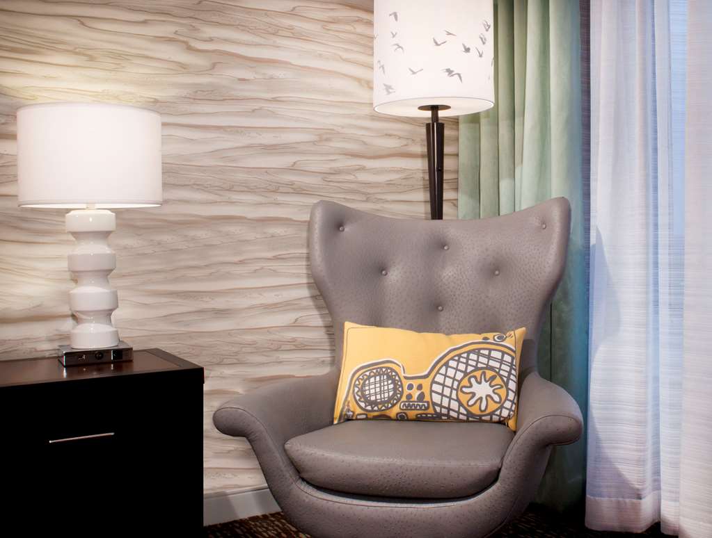 Фото Hilton Garden Inn Austin Downtown