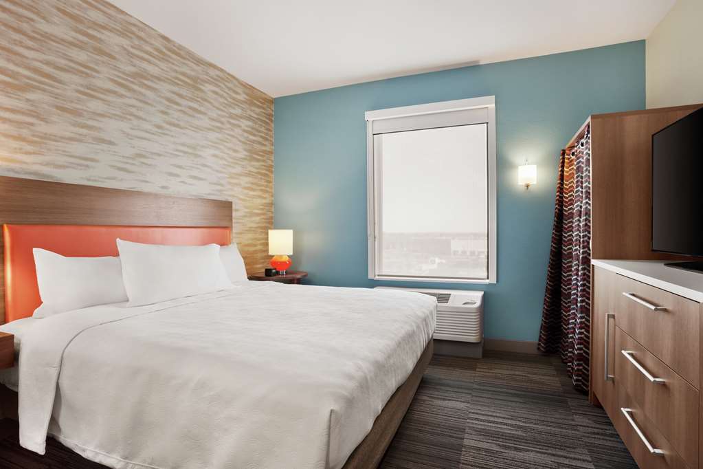 Фото Home2 Suites by Hilton Warminster Horsham